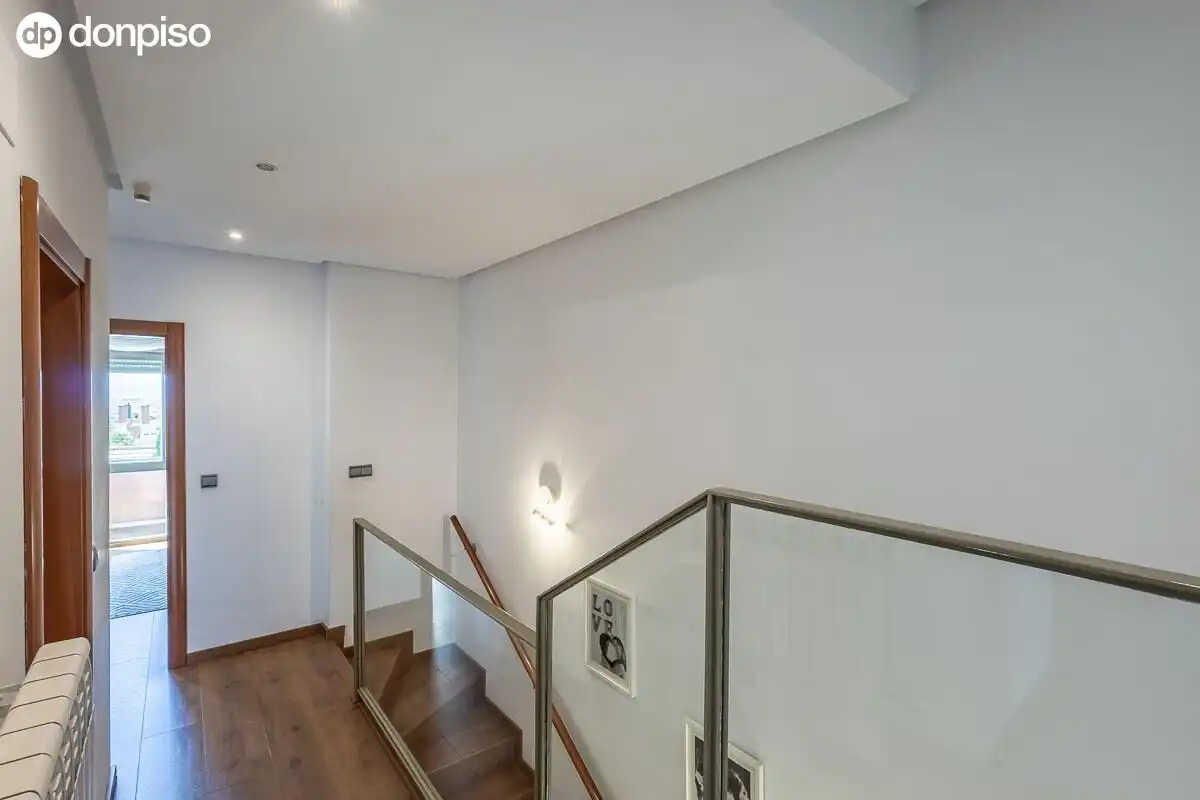 Detached homes for sale in Granada