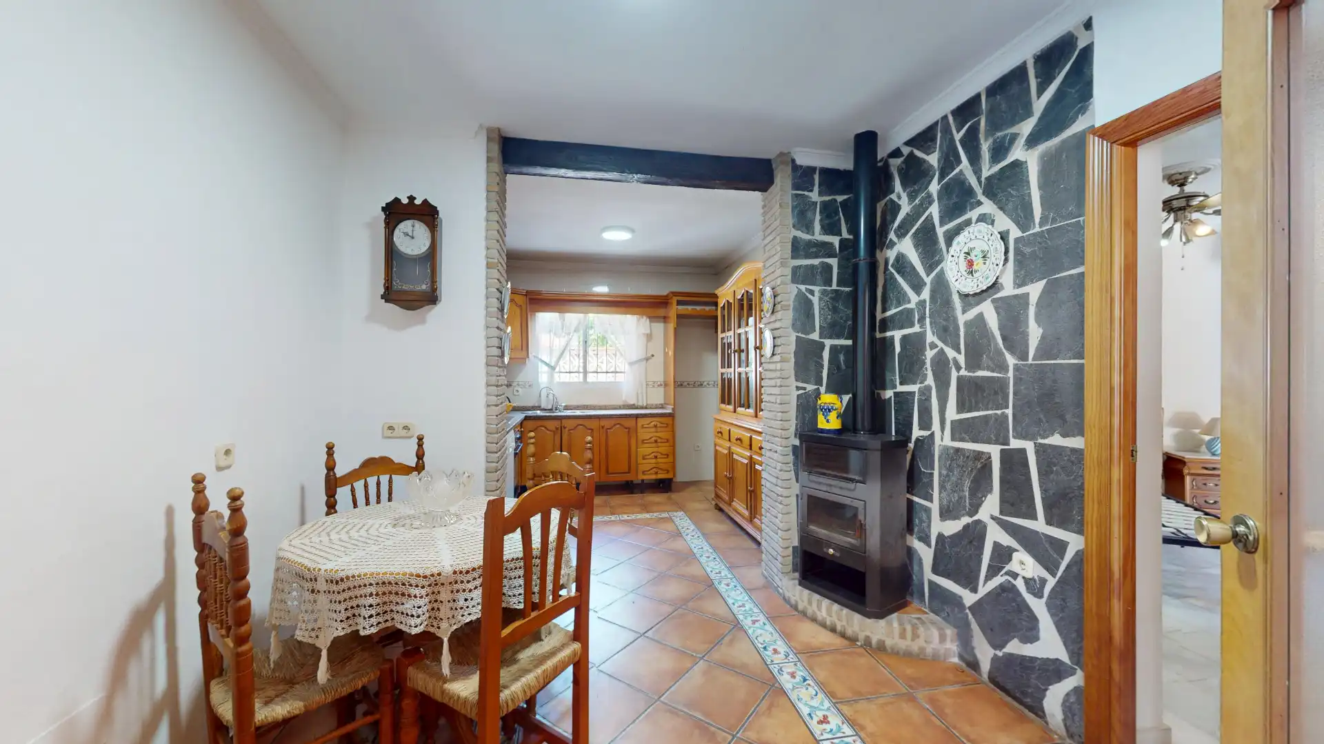 Casa adosada en venda en Málaga amb Jardí privat, Terrassa i Forn