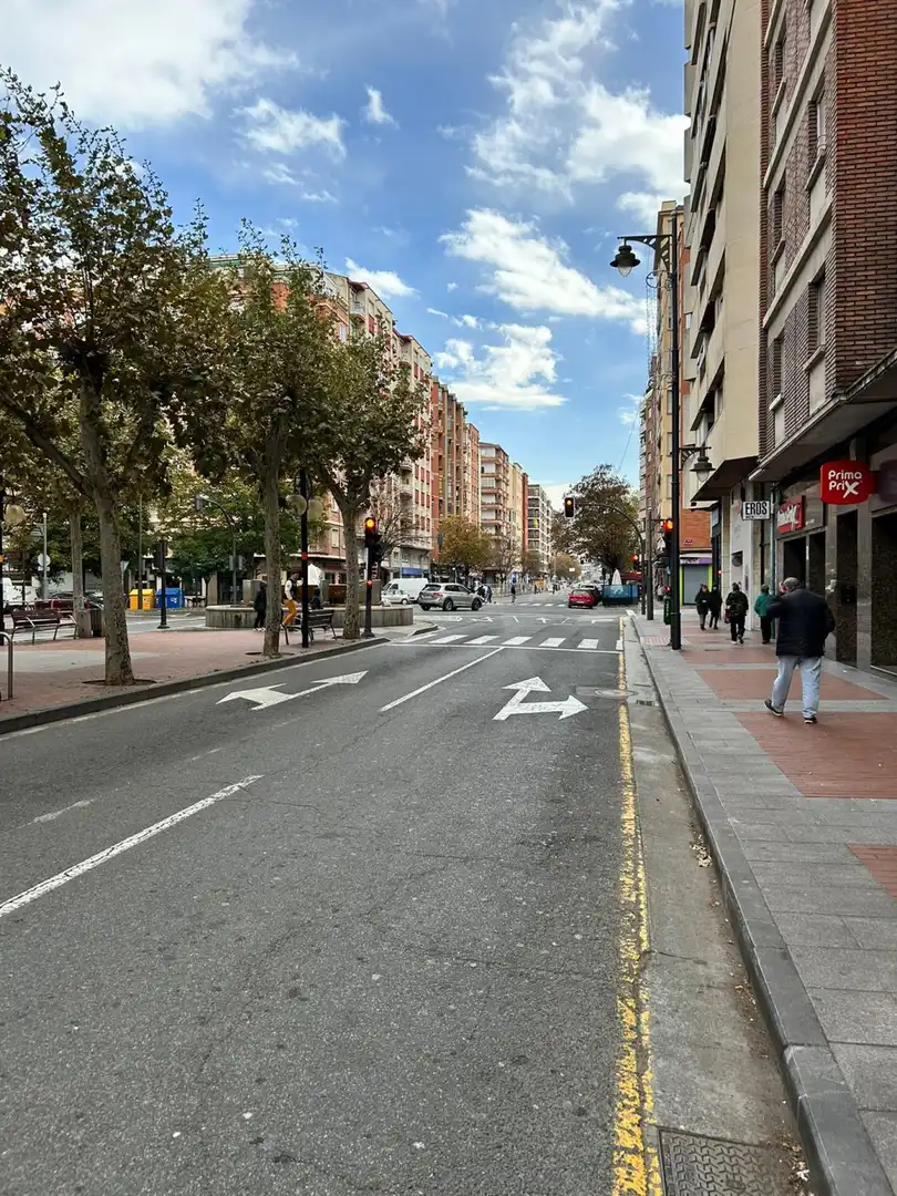 Wohnung mit Aufzug zum Verkauf in Logroño - AV DE LA PAZ, imagen 2