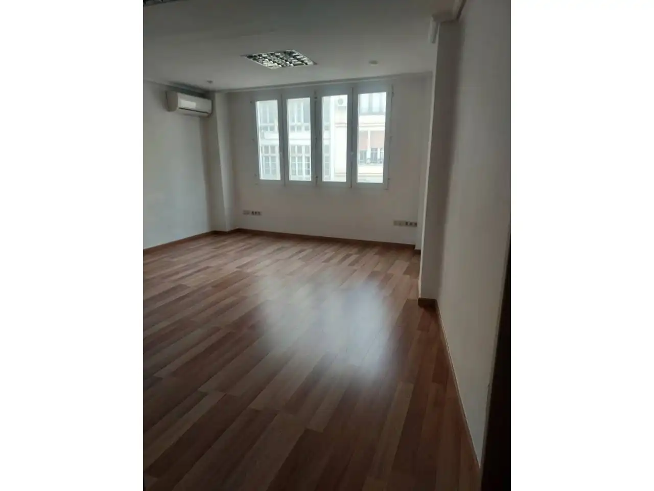 Büro zur Miete in Ciutat Vella 