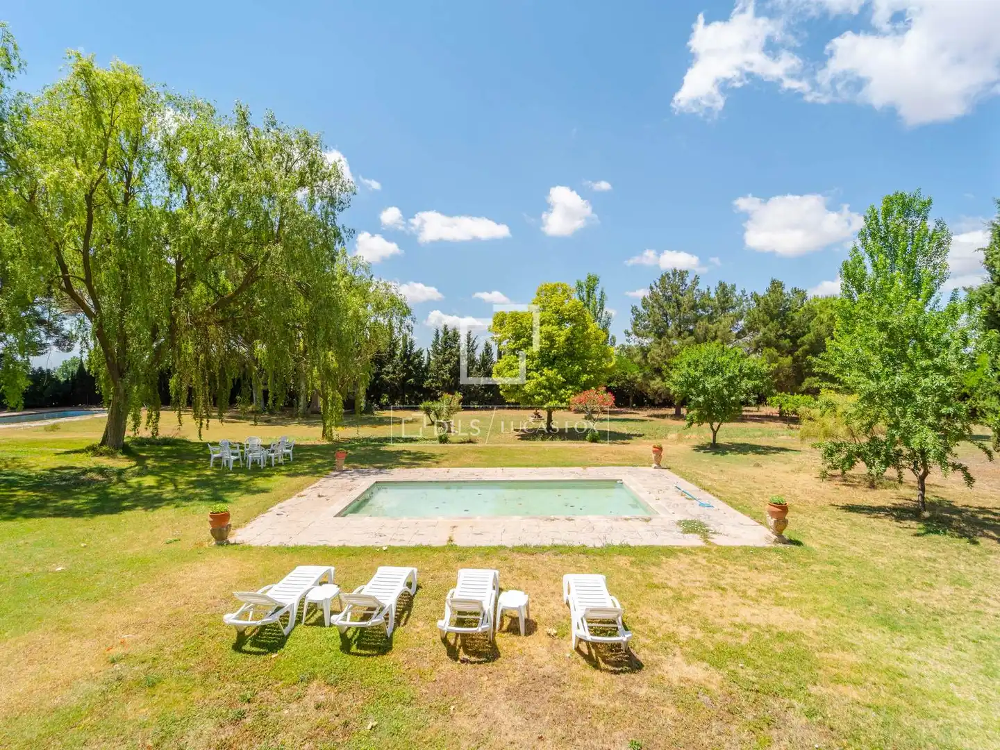 Jardí de Finca rústica en venda en Requena amb Calefacció, Jardí privat i Terrassa