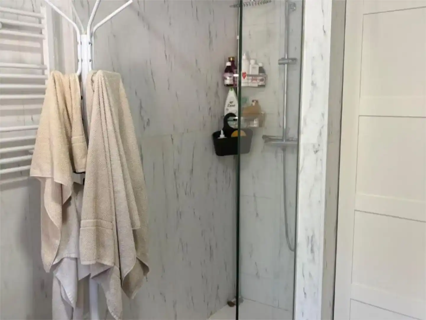 Bathroom of Houses for sale in Marbella  with Private garden, Storage room and Swimming Pool