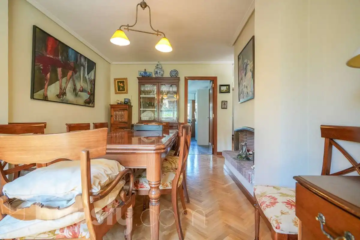 Dining room of Houses for sale in Madrid  with Air Conditioner, Heating and Private garden
