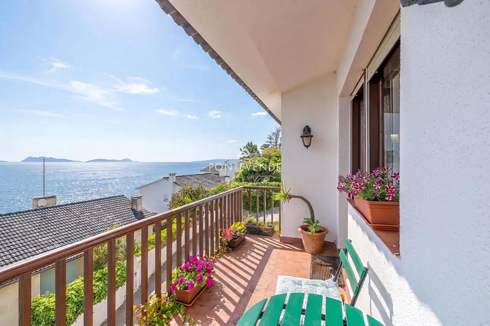 Terrasse von Dachboden zum Verkauf in Vigo  mit Privatgarten, Terrasse und Möbliert