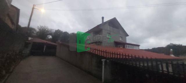 Casa-chalet en Venta en Baños de Molgas