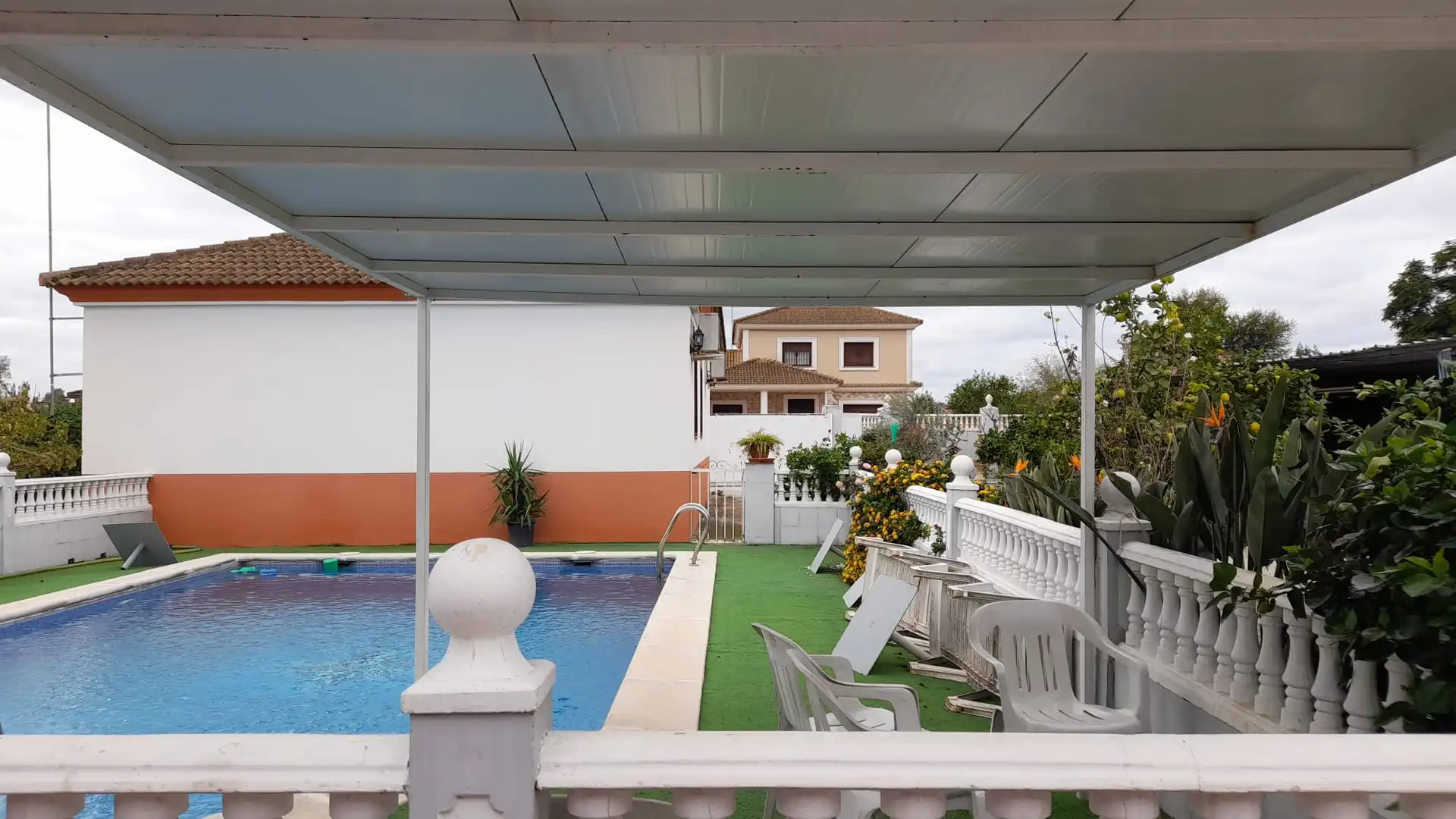 Swimming pool of Houses for sale in Córdoba  with Air Conditioner, Heating and Private garden