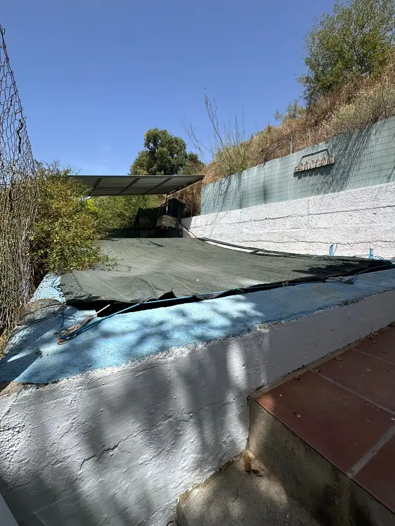 Piscina de Finca rústica en venda en Benamargosa amb Aire condicionat, Jardí privat i Terrassa