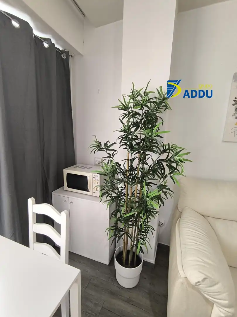 Bedroom of Flat for rent in Sevilla  with Air Conditioner and Furnished