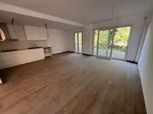 Casa con jardín en venta en Carrer Cadí, imagen 4