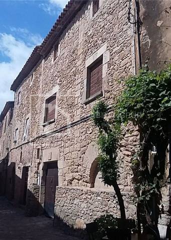 Casa-chalet en Venta en Forallac