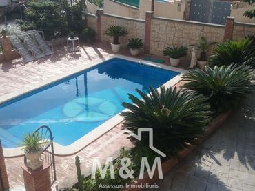 Casa con piscina in vendita a Mas Trader - Corral d'En Tort - Corral d'En Cona