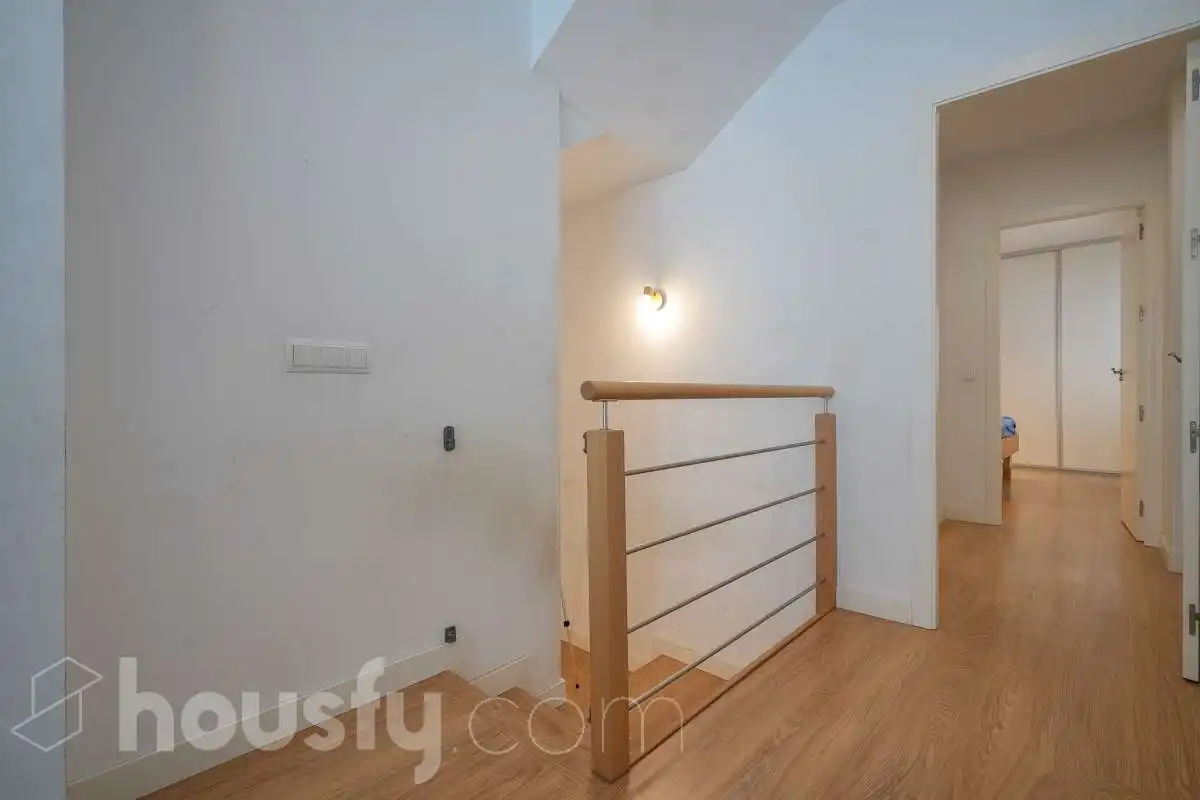 Einfamilien-Reihenhaus zum Verkauf in San Sebastián de los Reyes mit Klimaanlage, Heizung und Terrasse