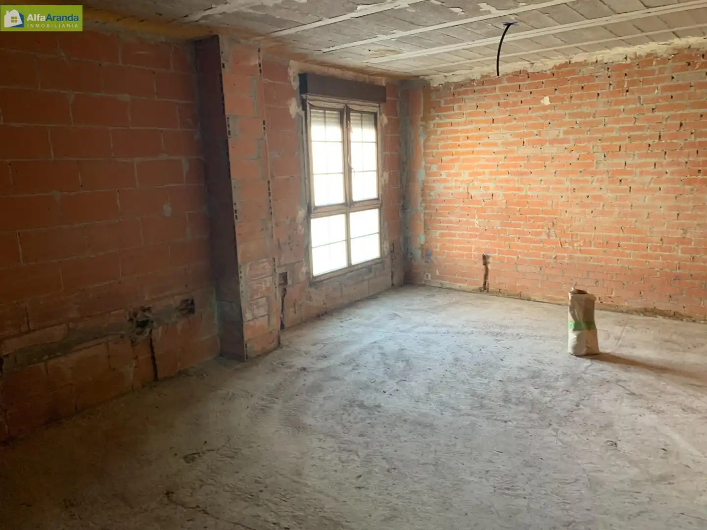 Edificio en venta en Fuentespina
