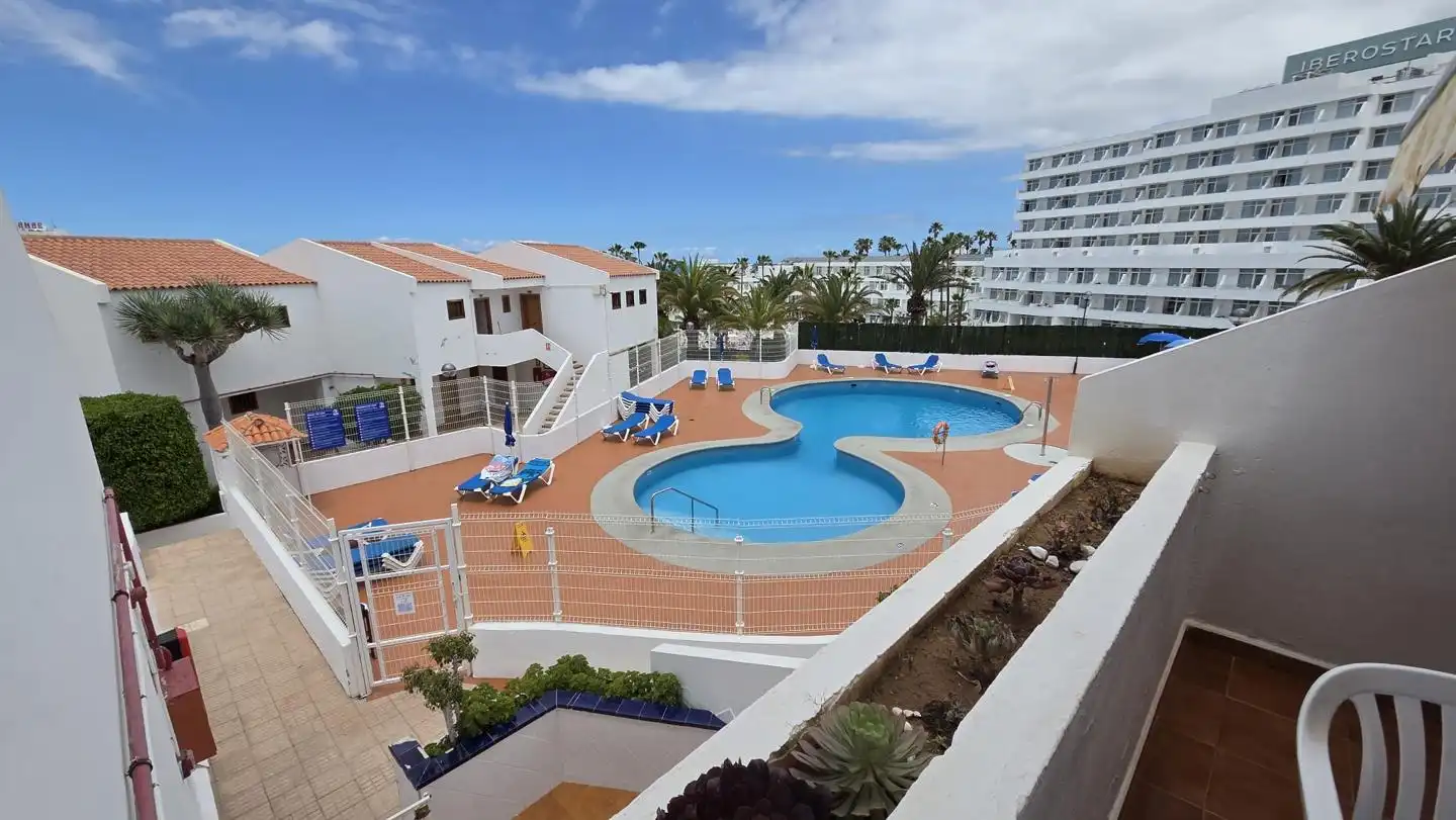 Vista exterior de Apartament en venda en Costa Adeje