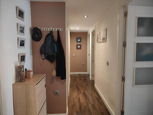 Piso en Venta en Poeta Aurora De Albornoz en El Cónsul - Ciudad Universitaria - El Romeral