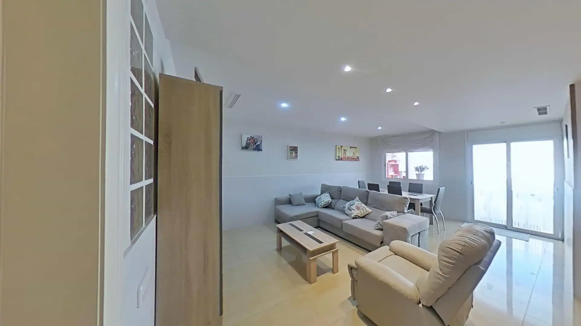 Sala d'estar de Planta baixa en venda en Sabadell amb Aire condicionat i Terrassa