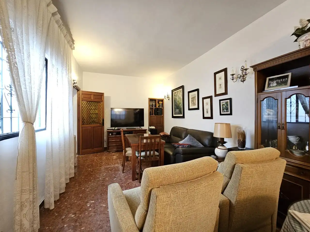 Sala d'estar de Casa o xalet en venda en Alcalá de Guadaira