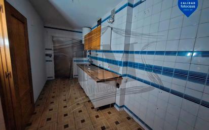 Kitchen of Flat for sale in  Madrid Capital  with Air Conditioner, Heating and Parquet flooring