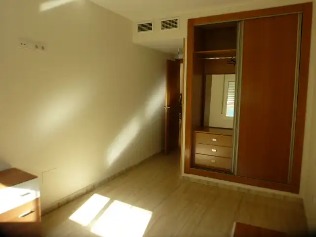 Habitación de Apartamento en venta en Pedanías Este