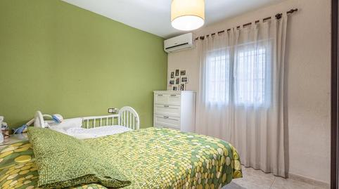 Foto 4 de Pis en venda a Plaza del Duque de San Pedro de Galatino, Crta. De la Sierra, Granada