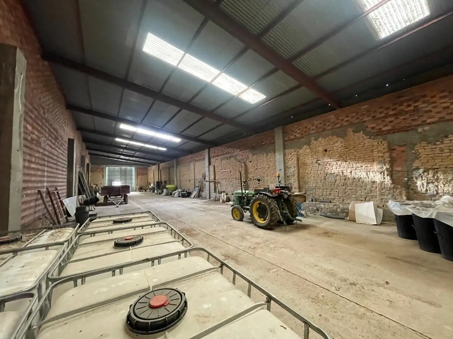 Nave industrial en venta en Mucientes