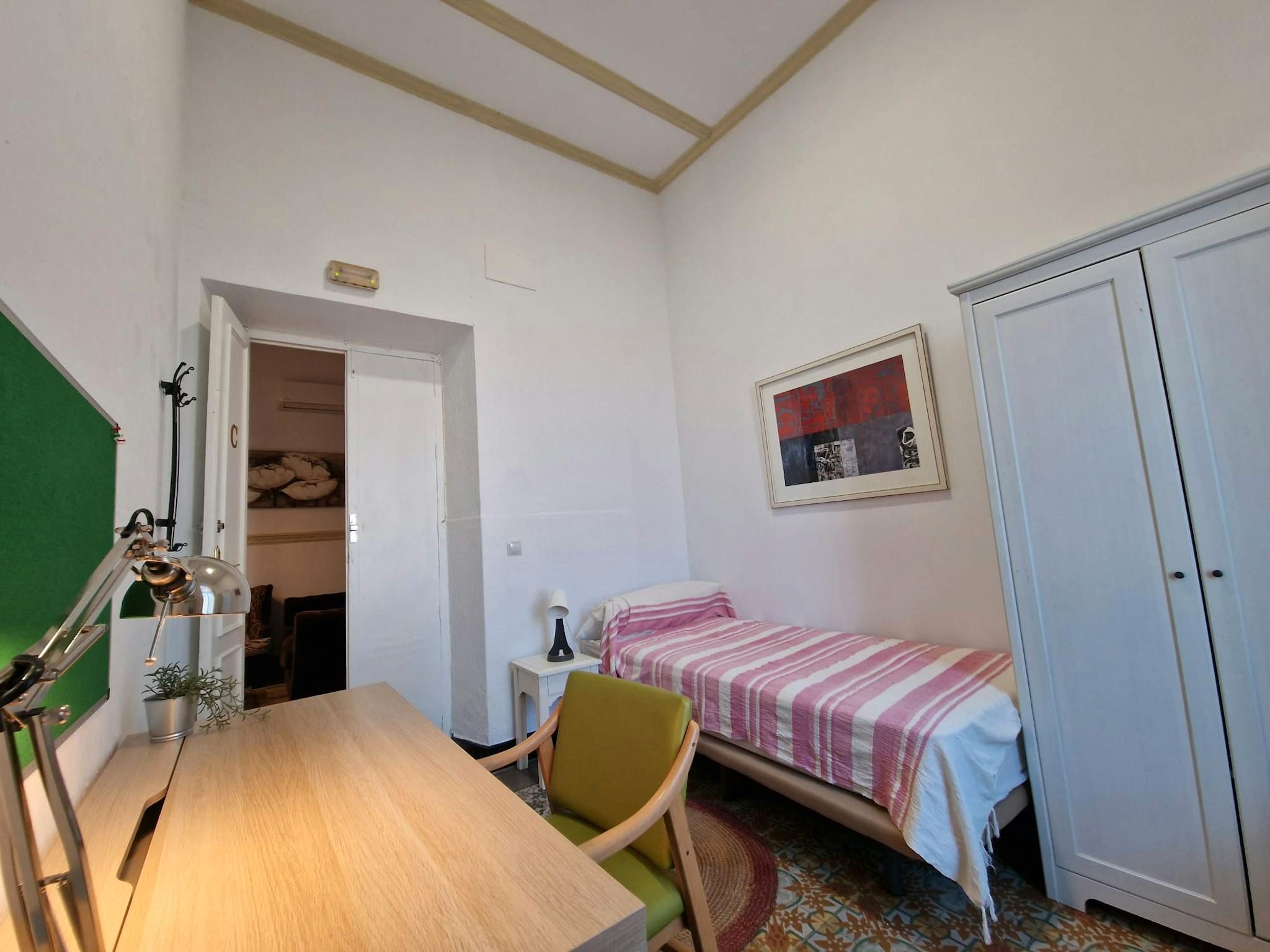 Flat to share in N/A, Bellavista