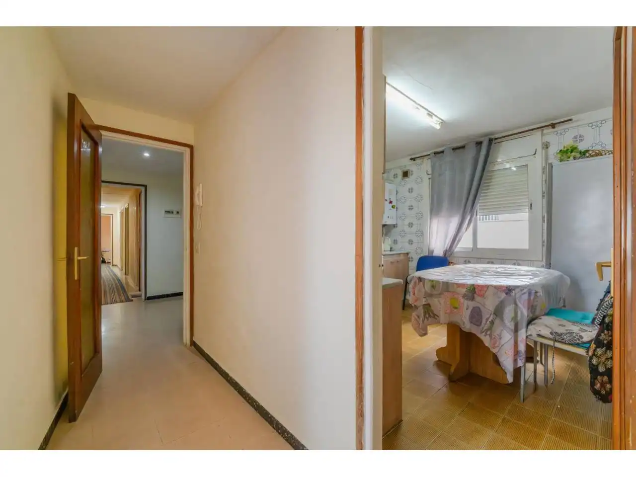 Piso en venta en Salt con Calefacción y Balcón