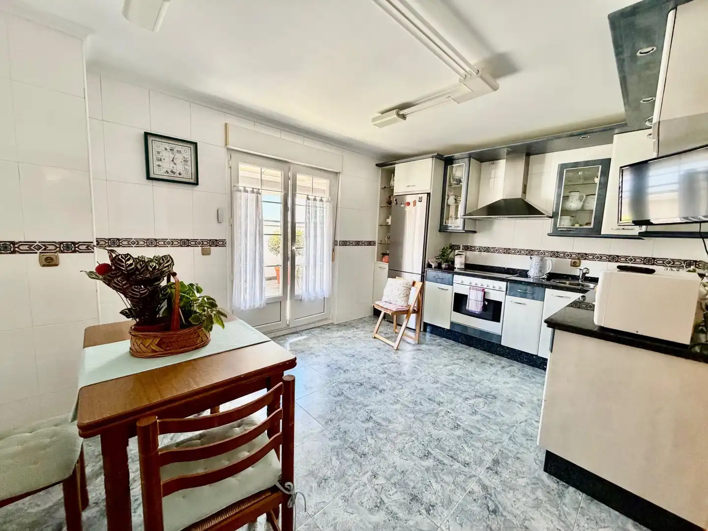 Cocina de Casa o chalet en venta en San Andrés del Rabanedo con Aire acondicionado, Terraza y Balcón