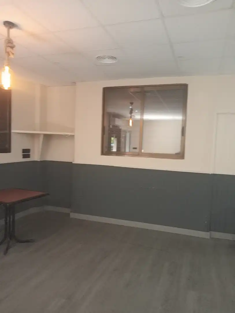 Local en venta en Valencia con Amueblado