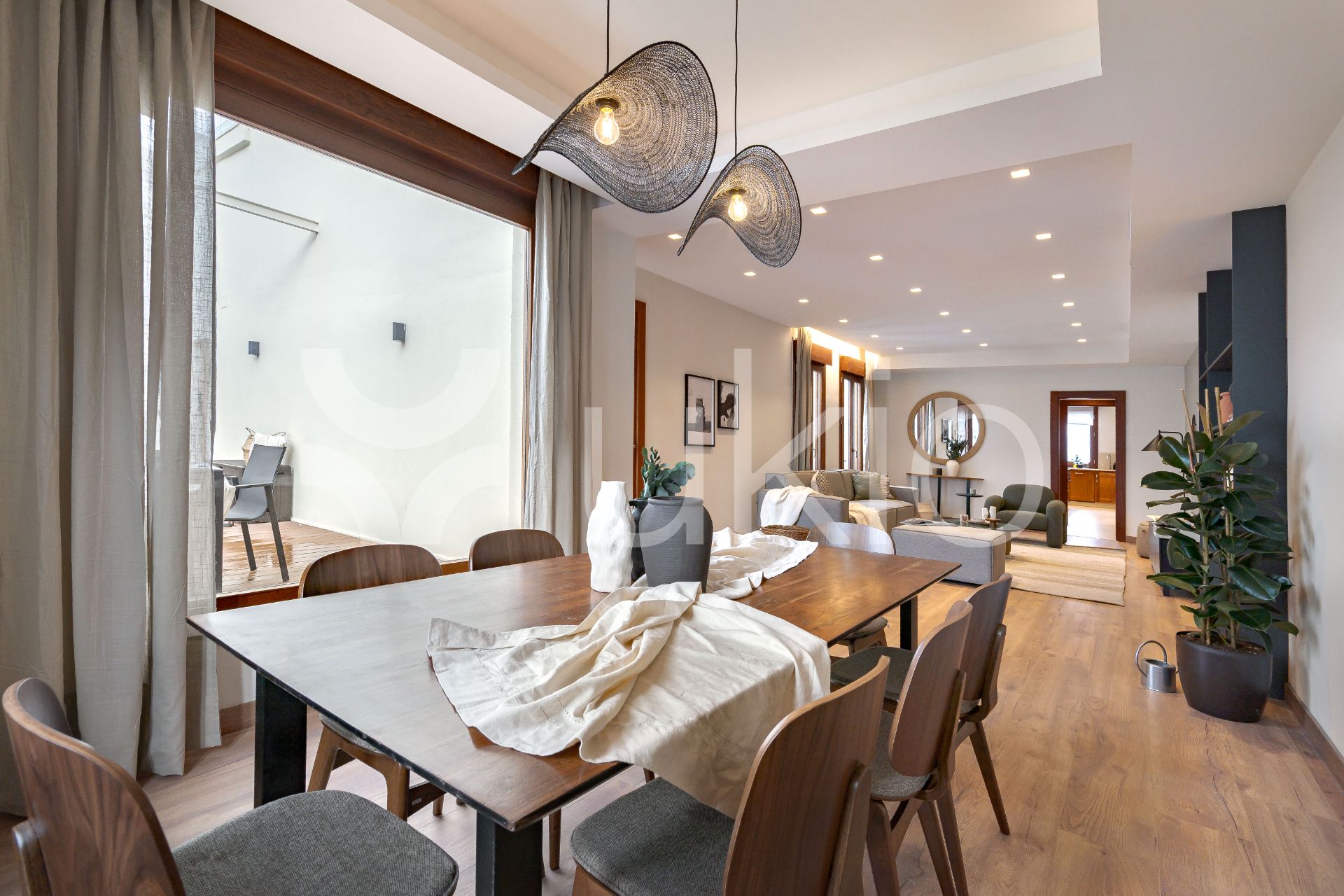 Menjador de Apartament de lloguer en  Madrid Capital amb Aire condicionat, Calefacció i Terrassa