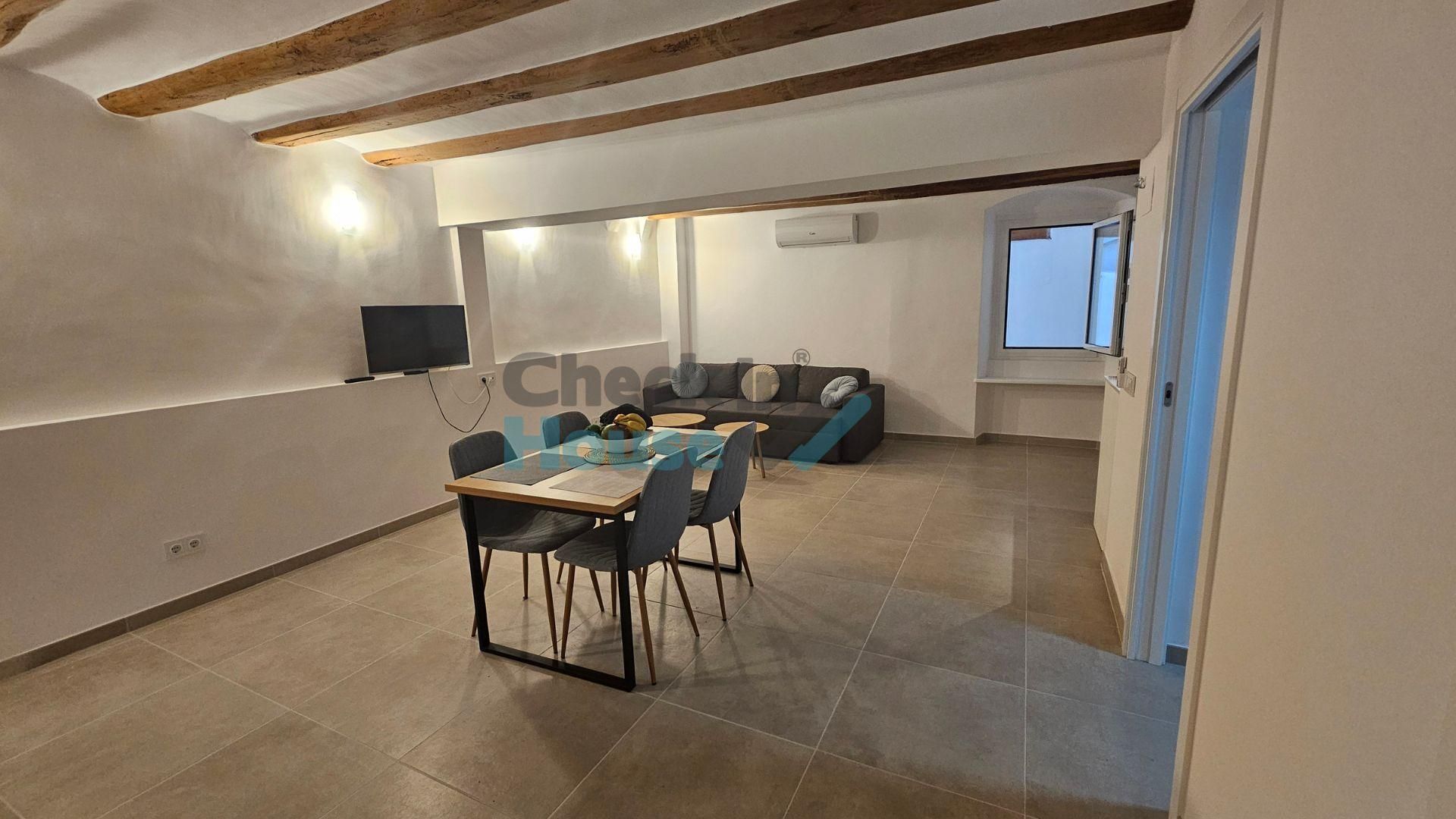 Living room of Study to rent in Sant Feliu de Guíxols
