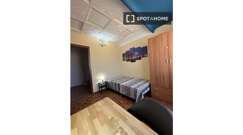 Foto 3 de Piso de alquiler en Estación - Parque O'Donnell, Alcalá de Henares