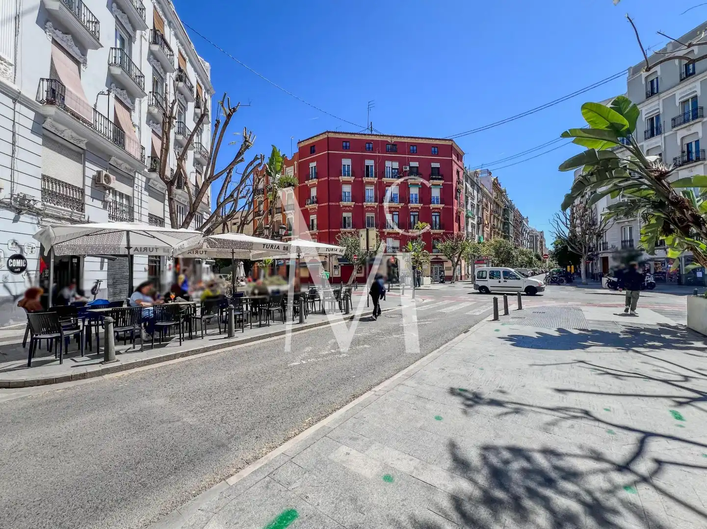 Vista exterior de Local de lloguer en Valencia