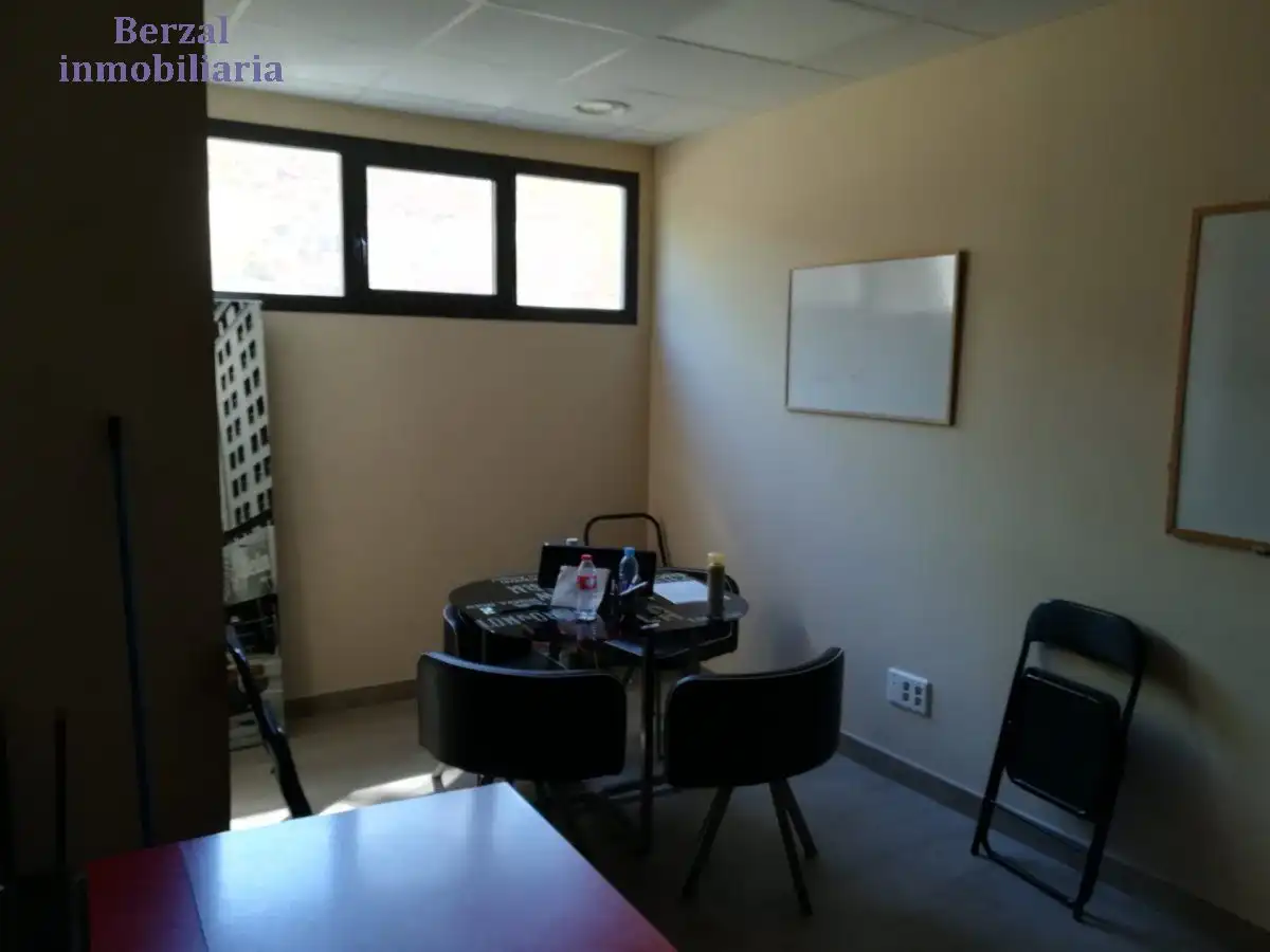 Office for rent in Oyón-Oion  with Heating and Furnished