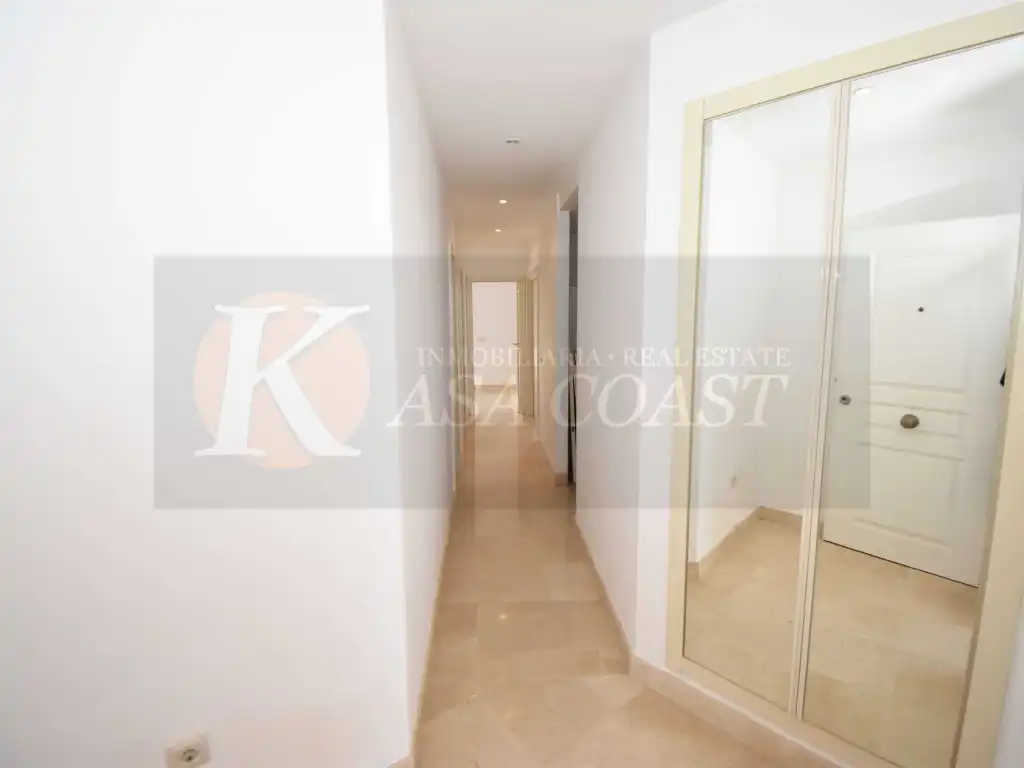 Attic for sale in Fuengirola  with Air Conditioner, Private garden and Terrace