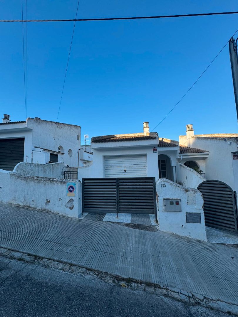 Exterior view of Single-family semi-detached for sale in Calafell  with Heating, Private garden and Terrace