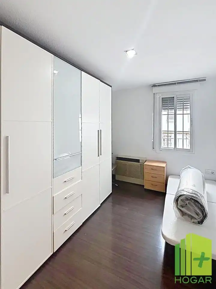Habitación de Ático de alquiler en Jaén con Aire acondicionado, Terraza y Amueblado