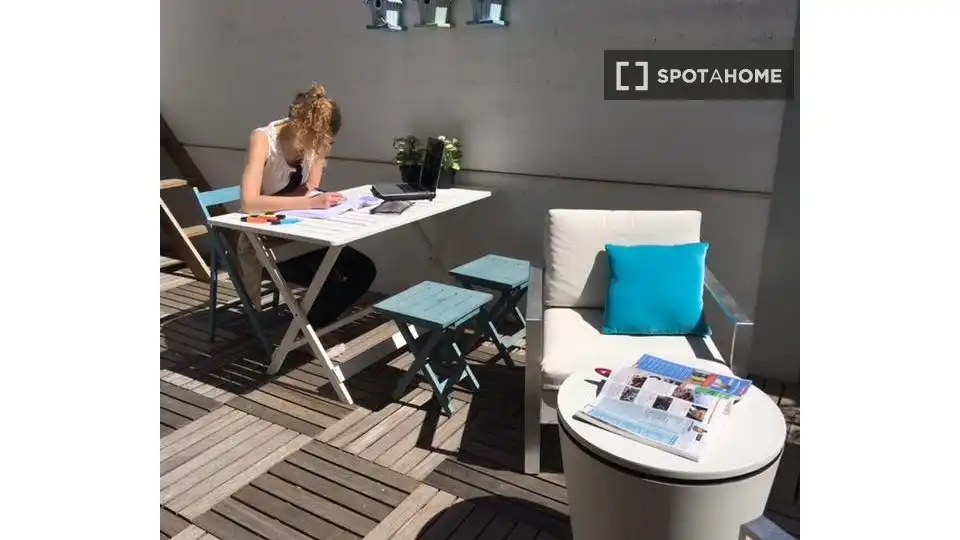 Flat with terrace to rent in L'Eixample, imagen 4
