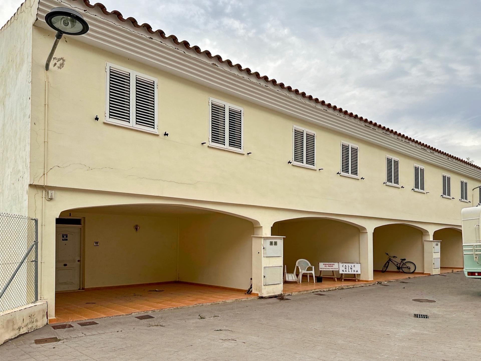 Vista exterior de Casa adosada en venda en Sueras / Suera amb Terrassa i Balcó