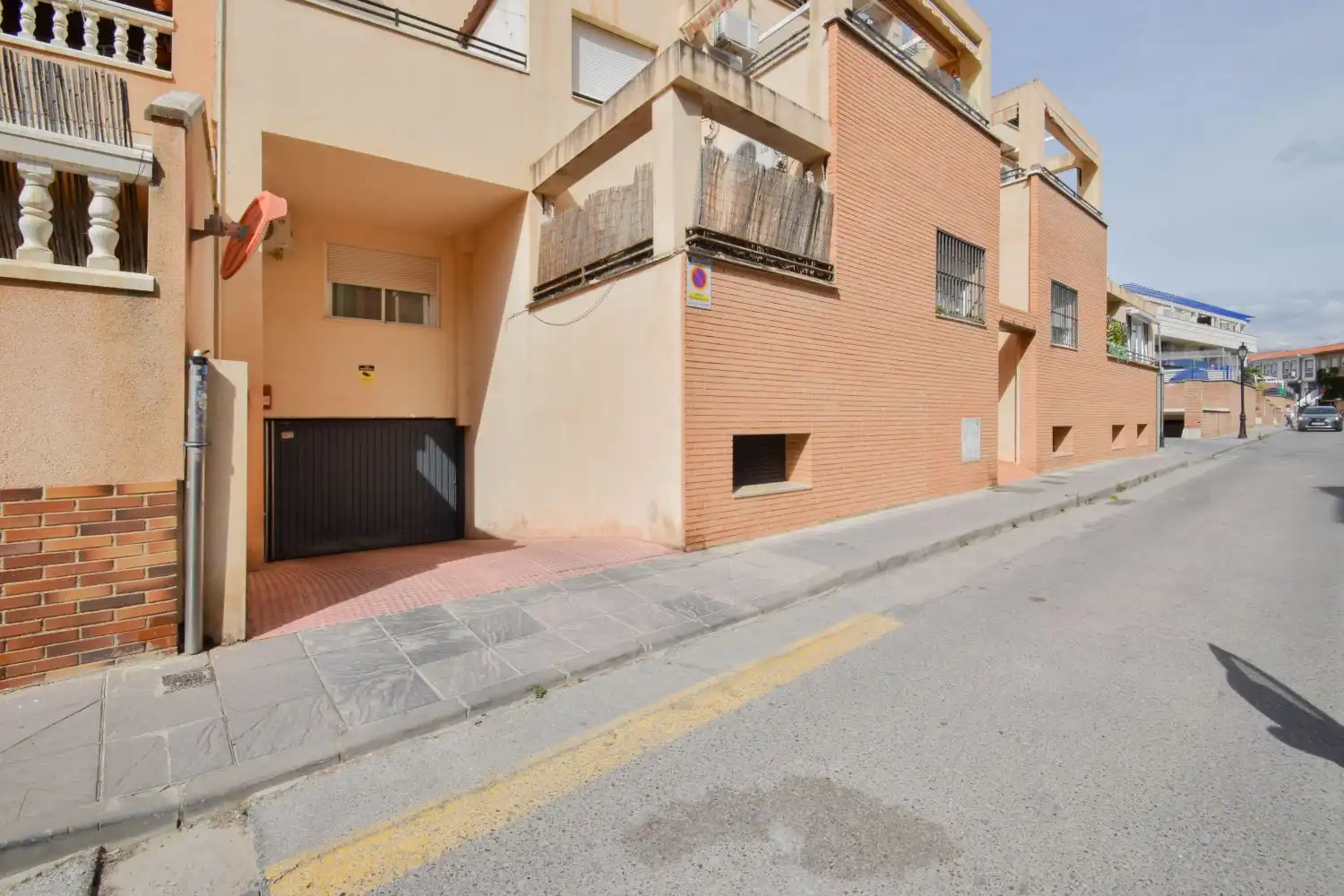 Vista exterior de Piso en venta en Las Gabias con Terraza