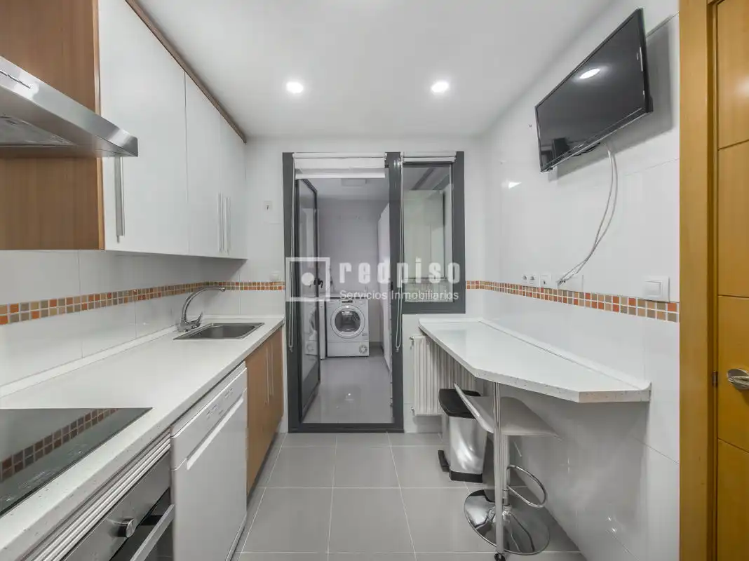 Kitchen of Flat for sale in Alcorcón  with Air Conditioner, Heating and Private garden