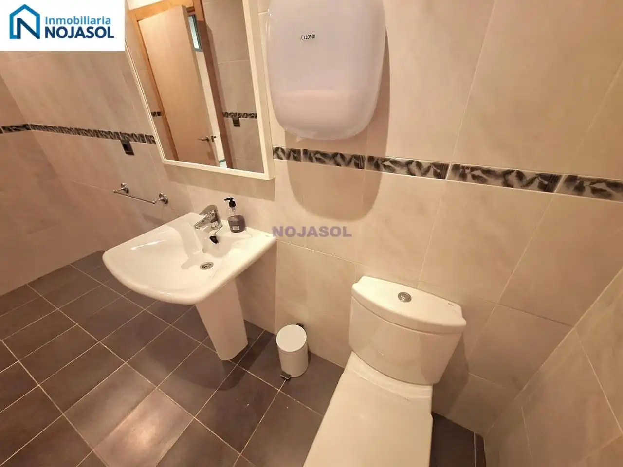 Baño de Local en venta en Hazas de Cesto