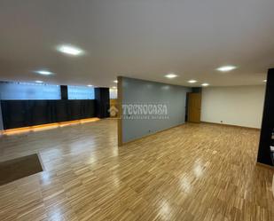 Premises for sale in Santander