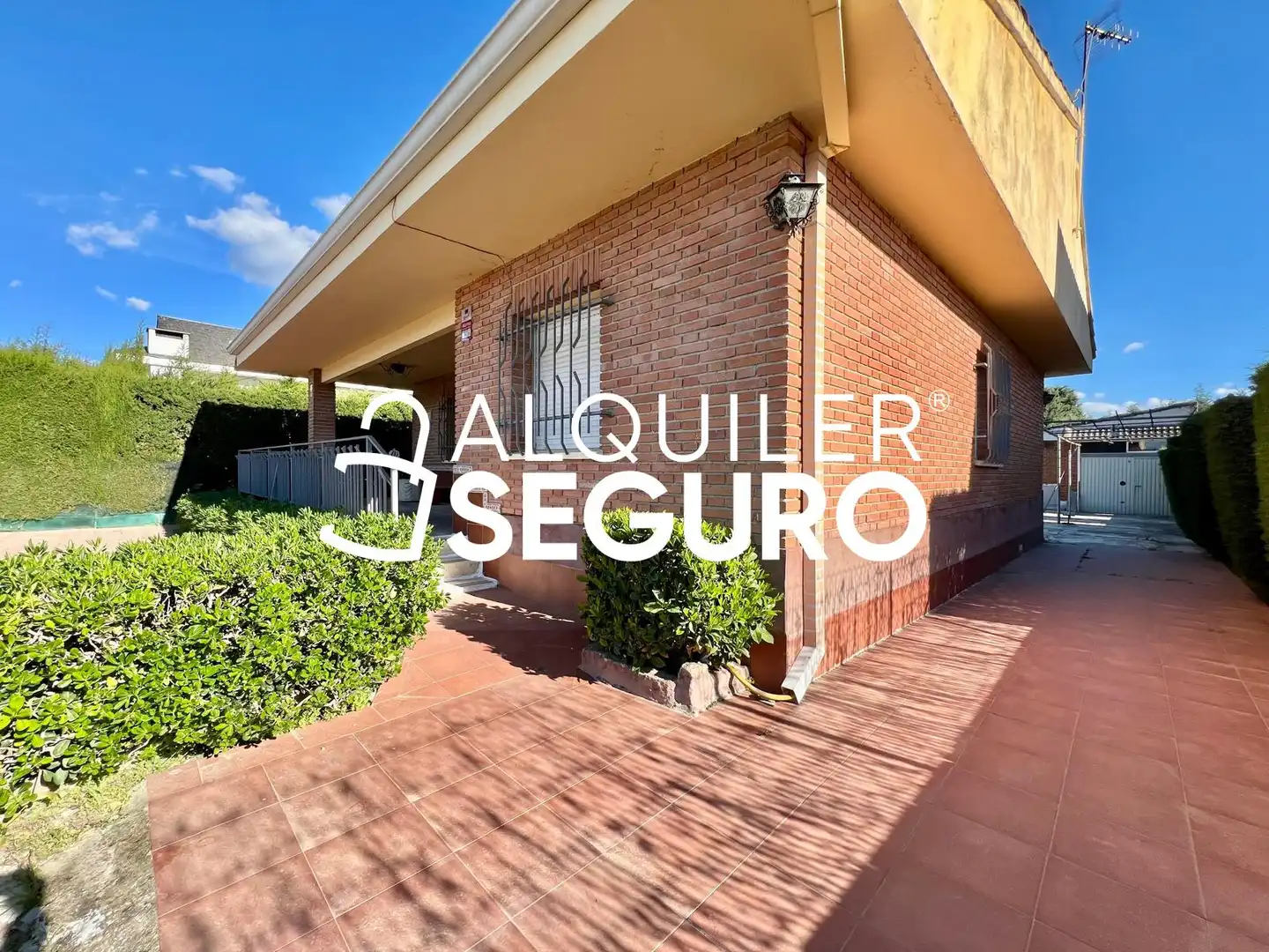 Vista exterior de Casa o chalet de alquiler en Valdetorres de Jarama con Calefacción, Terraza y Trastero