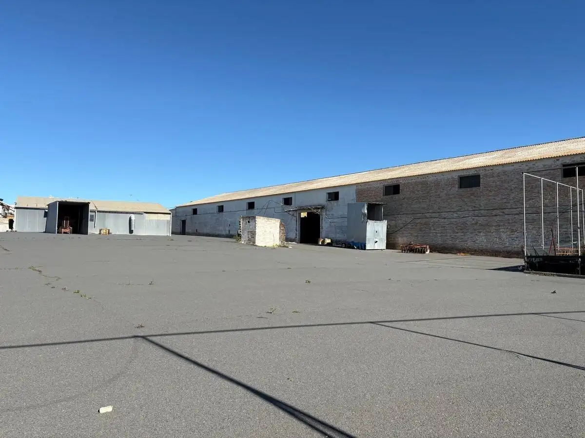 Industrial building for sale in Bollullos Par del Condado, imagen 4