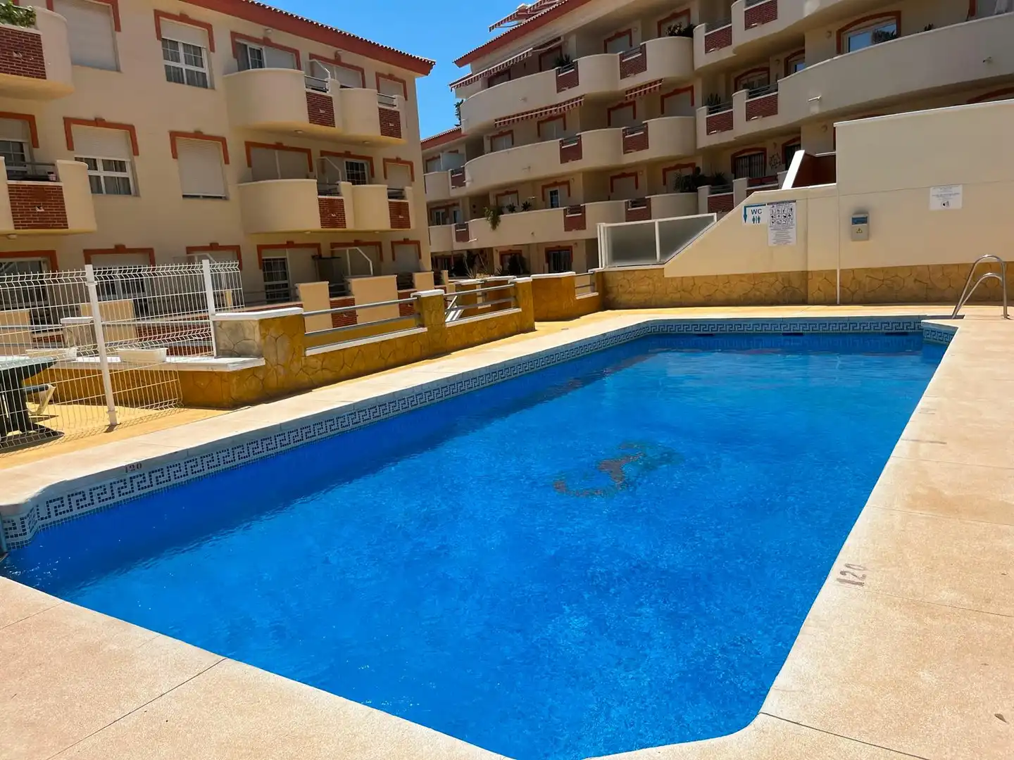 Schwimmbecken von Wohnung zur Miete in Benalmádena mit Klimaanlage, Heizung und Möbliert