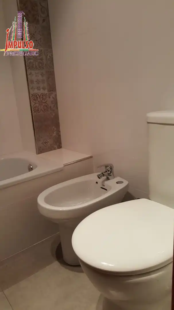 Bathroom of Flat for sale in Albacete