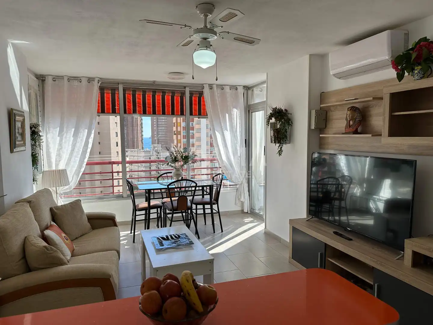 Apartment with terrace for sale in Calle Calle Londres, imagen 7