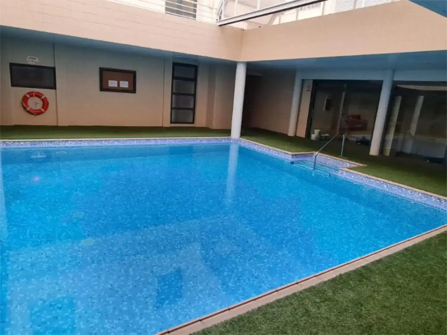 Piscina de Pis en venda en Roquetas de Mar amb Aire condicionat, Piscina i Balcó