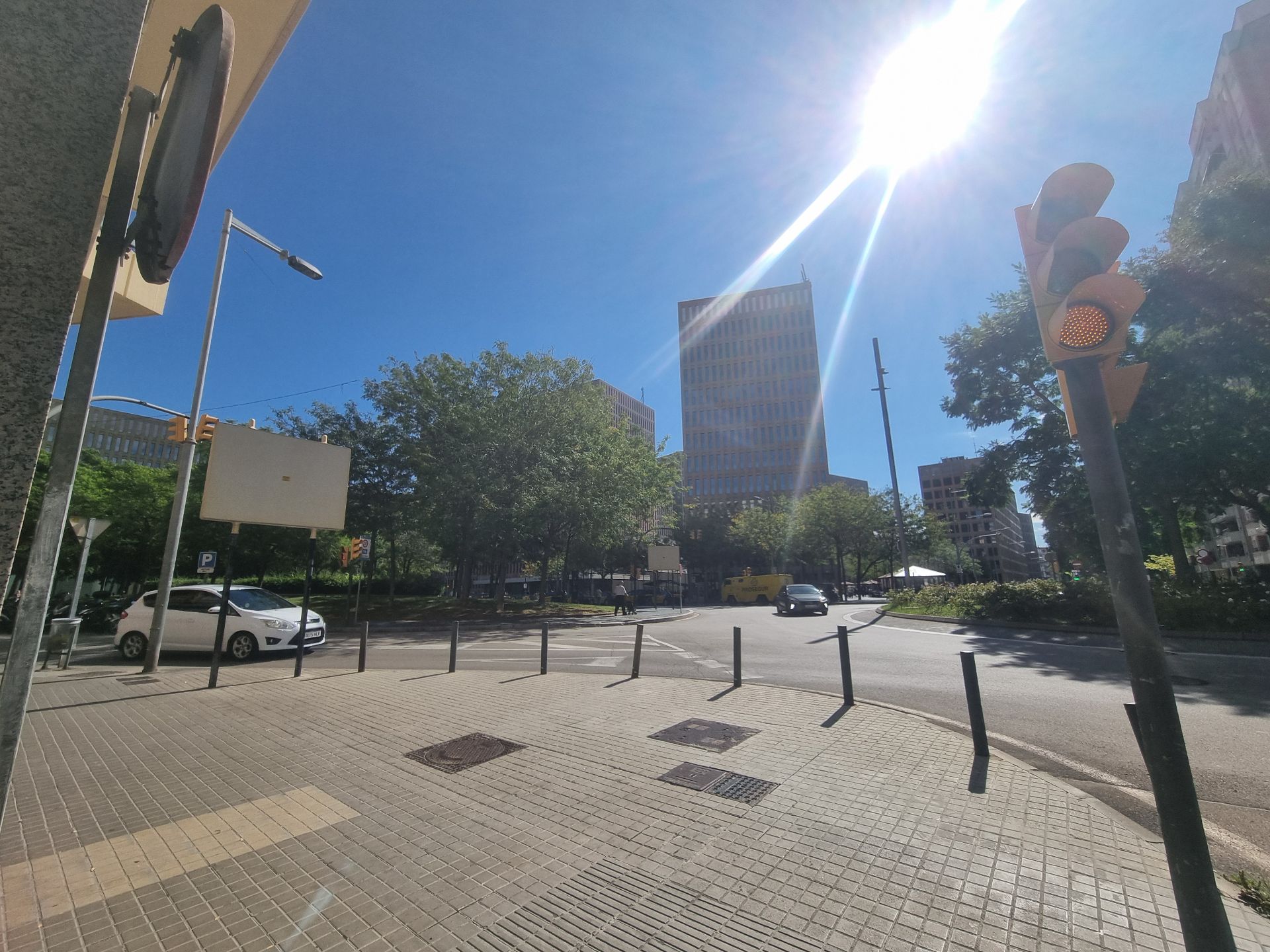 Vista exterior de Àtic de lloguer en L'Hospitalet de Llobregat amb Aire condicionat, Calefacció i Parquet